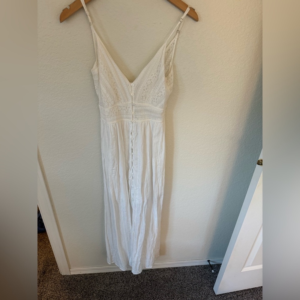 Dress forum white midi dress